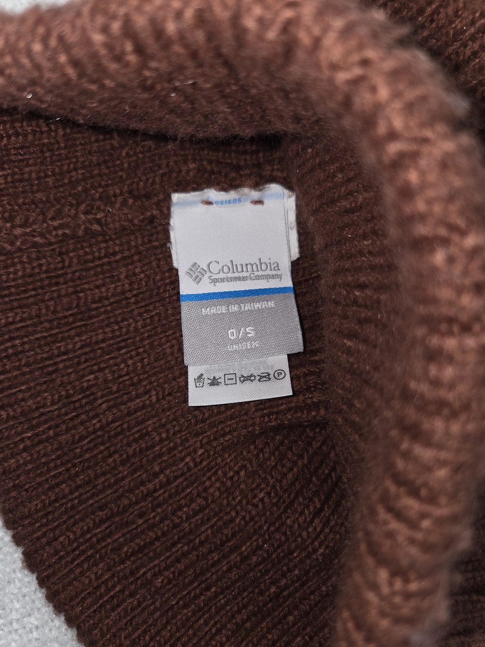 Columbia Men's Ribbed Fold-Over Beanie in Dark Brown - Picture 2 of 2